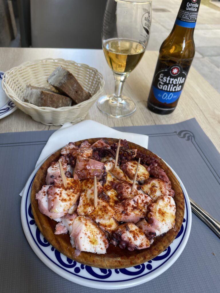 camino portugues food - Pulpo á Feira